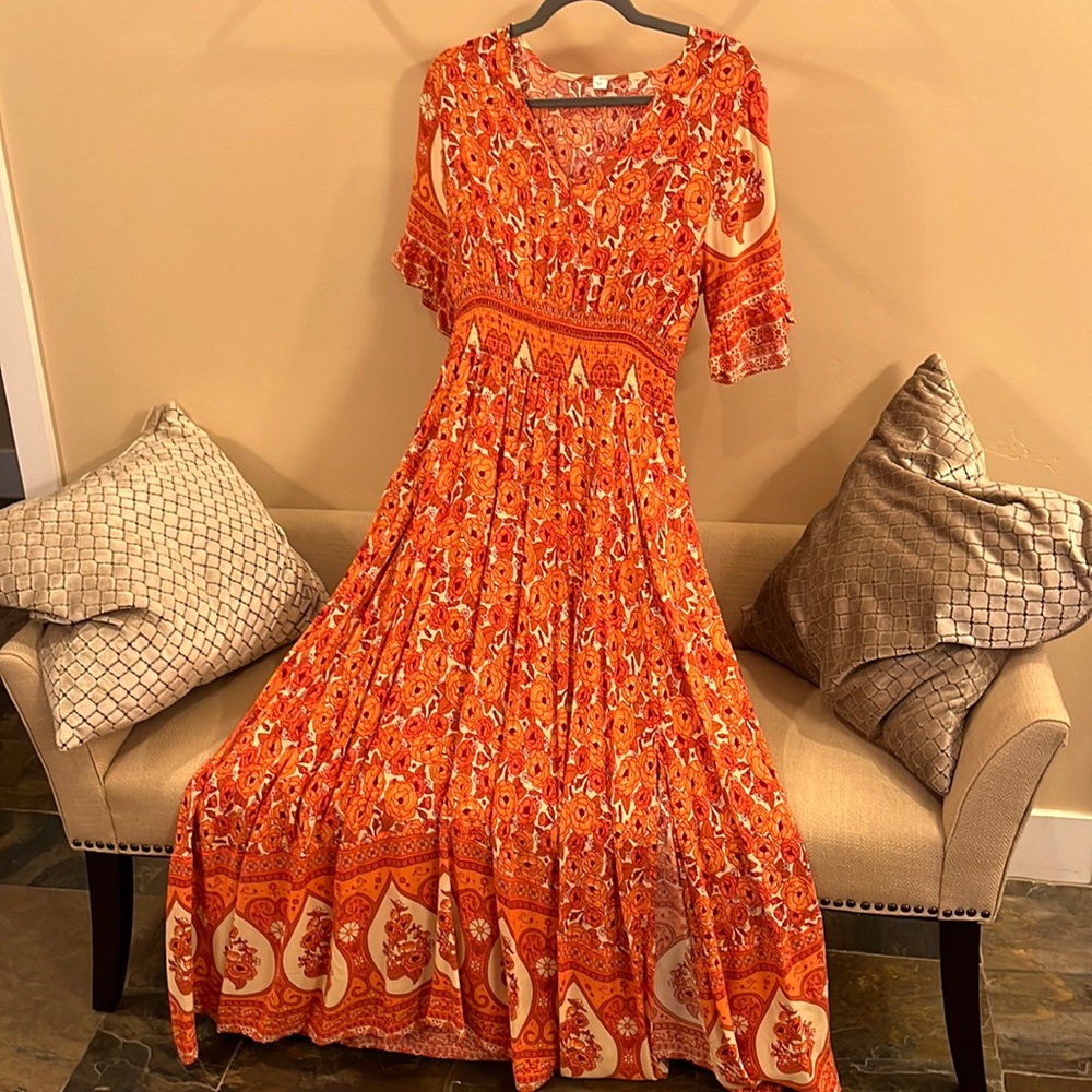 Womens dress. Long. Size medium